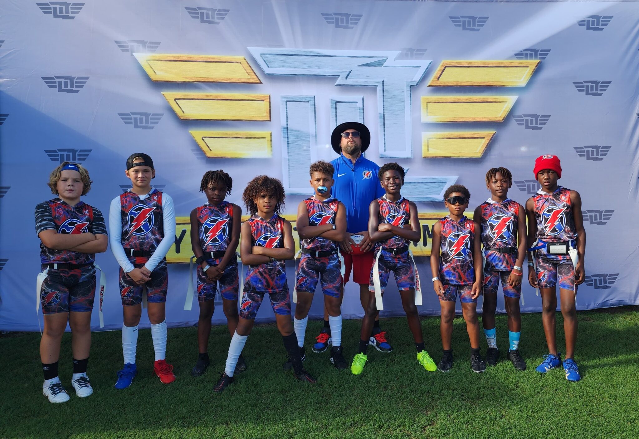 10U-team-photo-June-2024-2048x1409 (1)